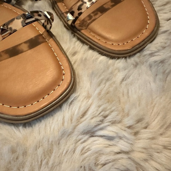 Pierre Dumas Leopard Studded Sandals Size 9 - Picture 4 of 6